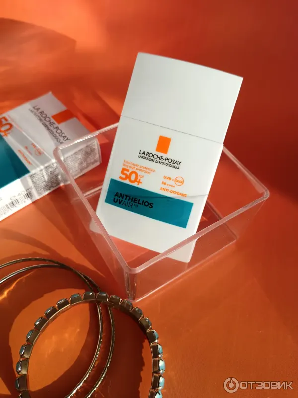 Легкий солнцезащитный флюид для лица La Roche-Posay Anthelios Uvair SPF50 PA