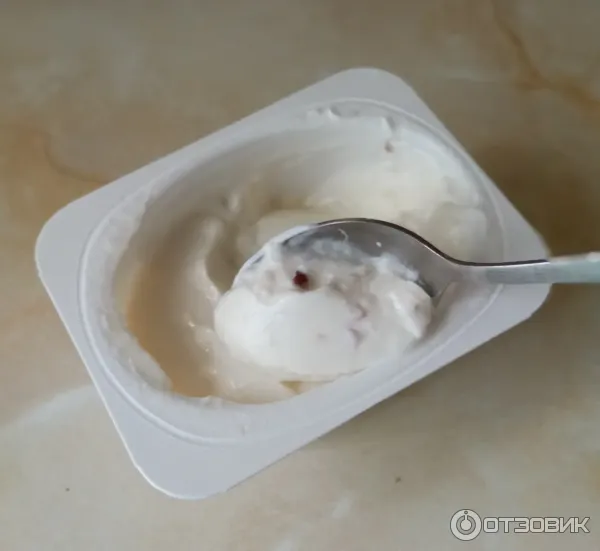 Продукт творожный Даниссимо Миндально-кокосовый десерт фото