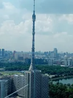Колесо обозрения "Солнце Москвы" на территории ВДНХ (Россия, Москва) фото