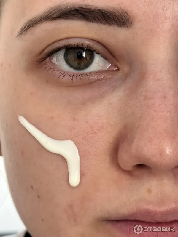 ANTHELIOS UVAIR Легкий солнцезащитный флюид для лица SPF50 PA. Бренд LA ROCHE-POSAY.