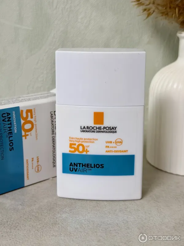 Легкий солнцезащитный флюид для лица La Roche-Posay Anthelios Uvair SPF50PA фото