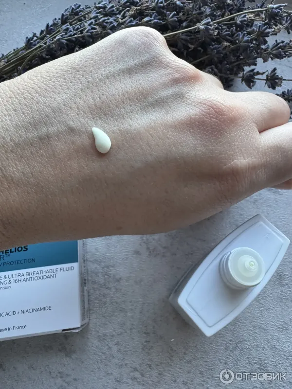 Легкий солнцезащитный флюид для лица La Roche-Posay Anthelios Uvair SPF50PA фото