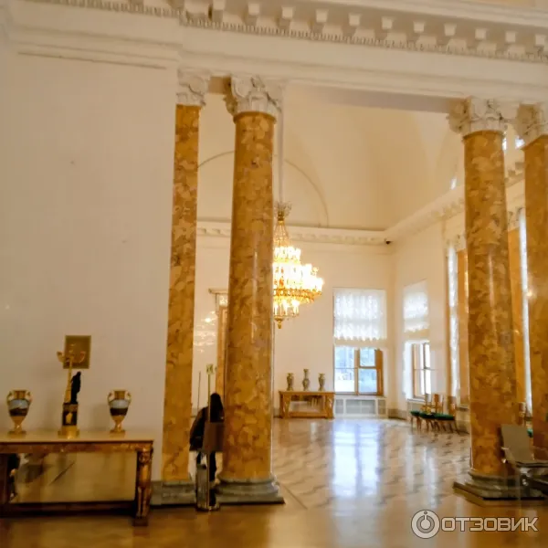 Экскурсия в Царское село с посещением Екатерининского дворца, Янтарной комнаты, Парка и Лицея от туроператора Парус (Россия, Санкт Петербург) фото