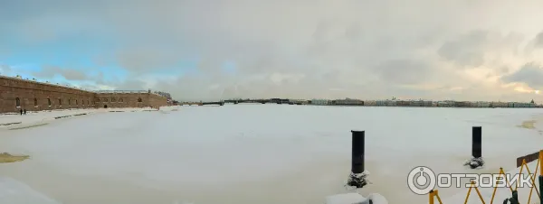 Скульптура в Петропавловской крепости на Заячьем острове (Россия, Санкт-Петербург) фото