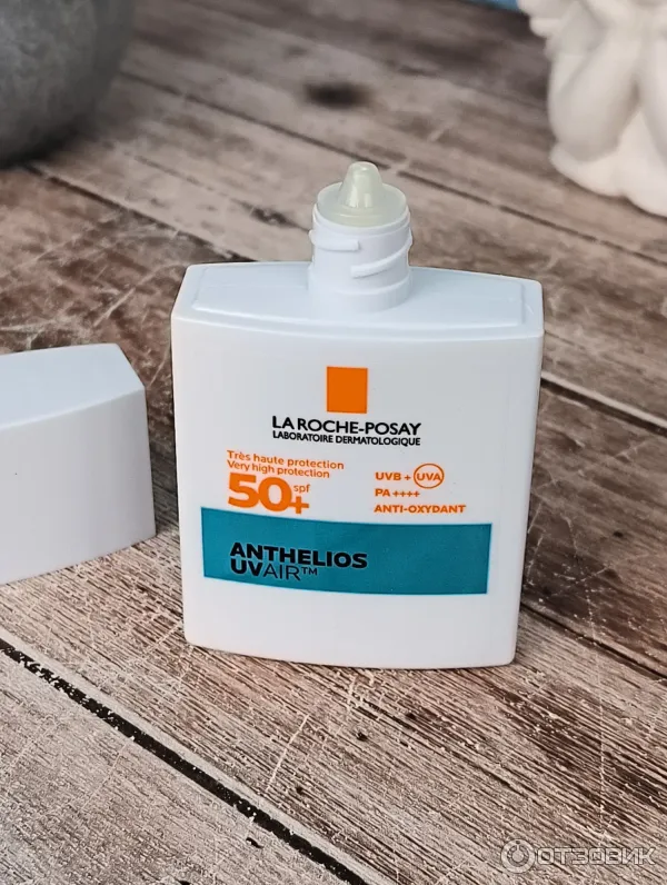 Легкий солнцезащитный флюид для лица La Roche-Posay Anthelios Uvair SPF50PA фото