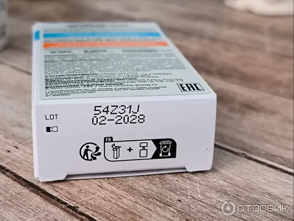 Легкий солнцезащитный флюид для лица La Roche-Posay Anthelios Uvair SPF50PA фото