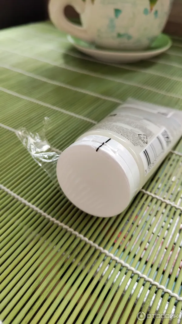 Крем-гель La Roche-Posay Effaclar H Iso-Biome фото