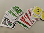 Настольная карточная игра UNO фото